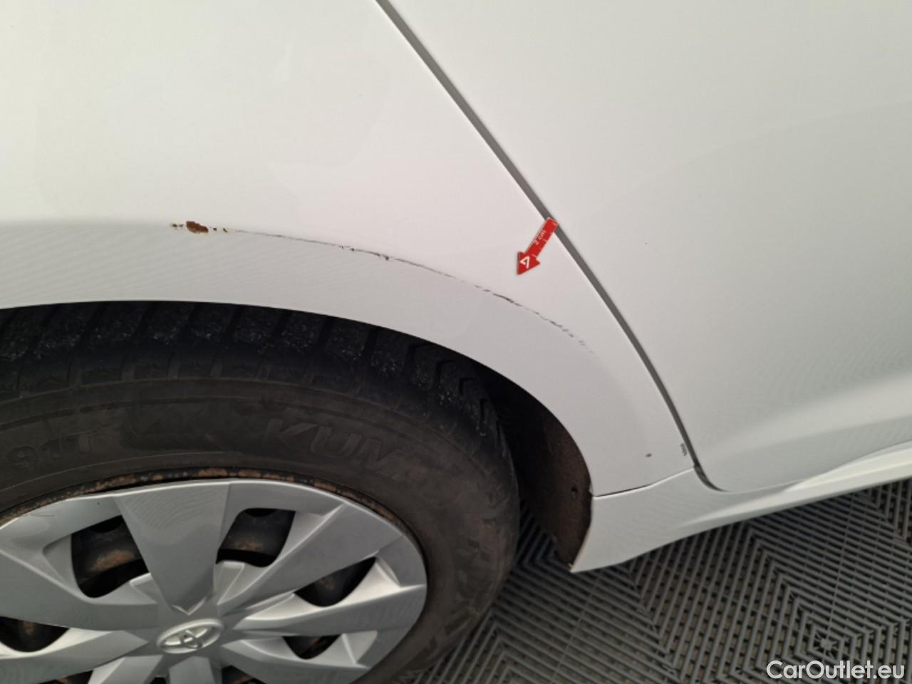  Toyota  Corolla 1.8 Hybrid Business HSD E-CVT #26