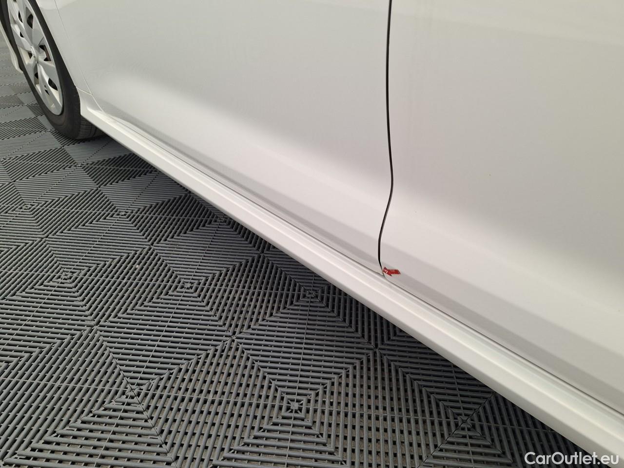  Toyota  Corolla 1.8 Hybrid Business HSD E-CVT #8