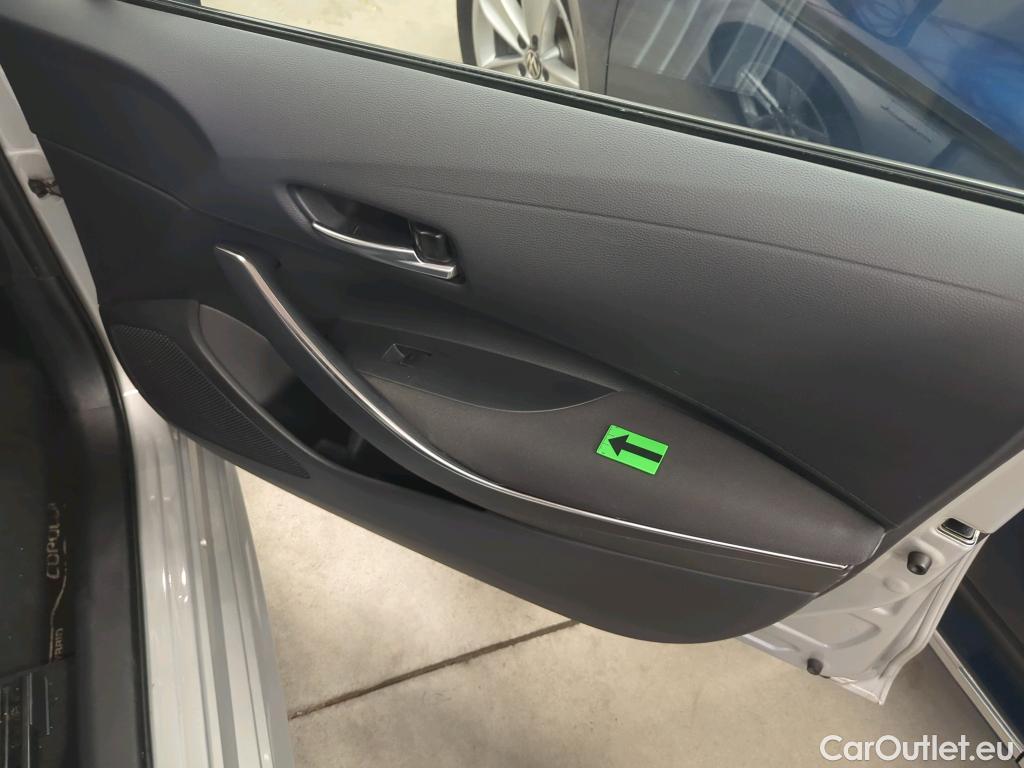  Toyota  Corolla 1.8 Hybrid Dynamic HSD E-CVT #29