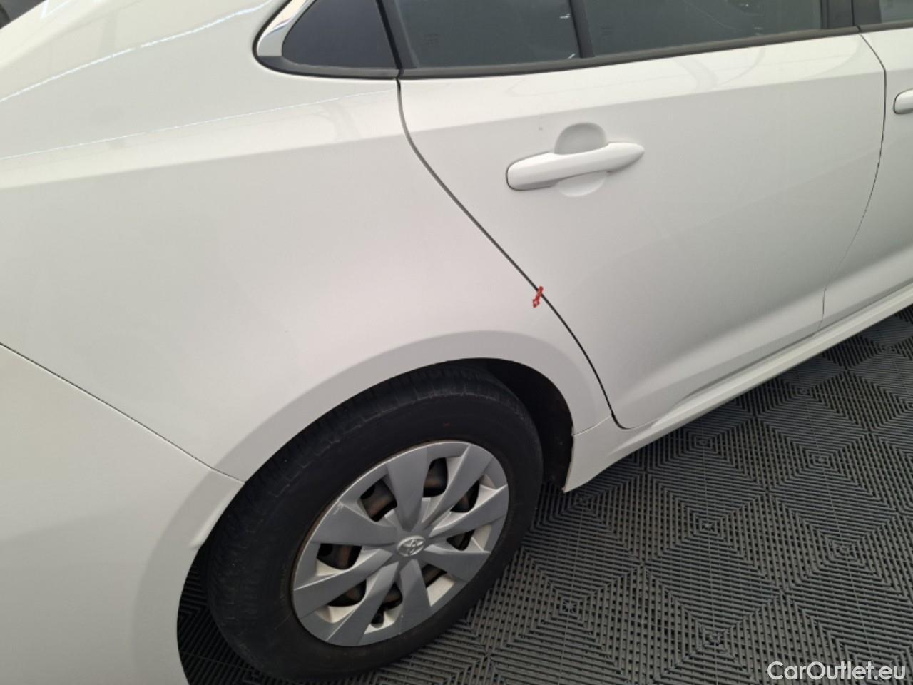  Toyota  Corolla 1.8 Hybrid Business HSD E-CVT #22