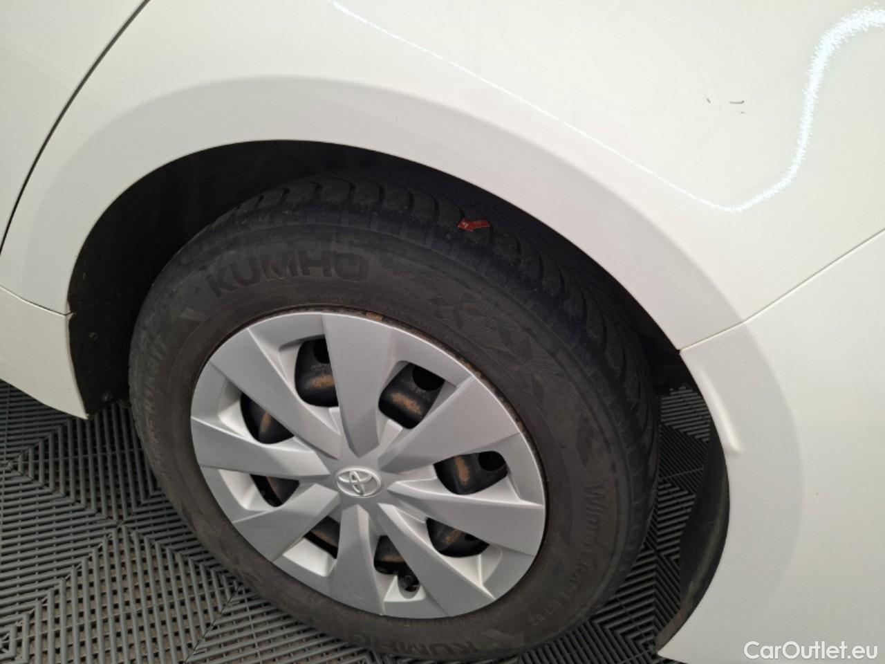  Toyota  Corolla 1.8 Hybrid Business HSD E-CVT #43