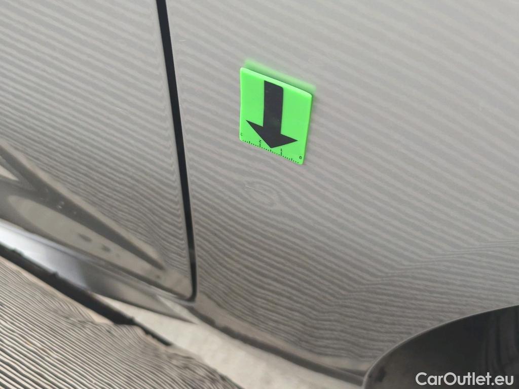  Toyota  Corolla 1.8 Hybrid Dynamic HSD E-CVT #16
