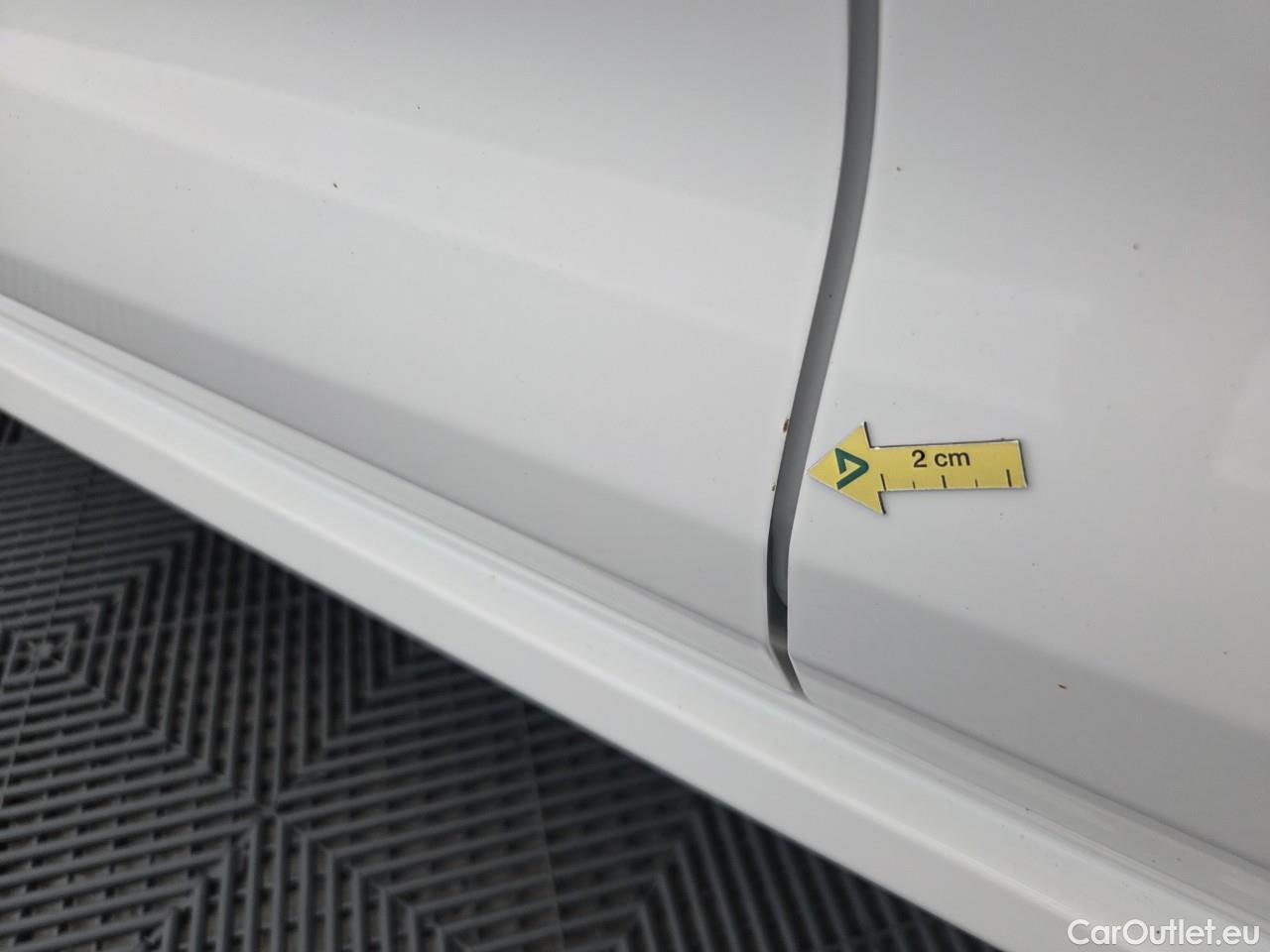  Toyota  Corolla 1.8 Hybrid Business HSD E-CVT #2