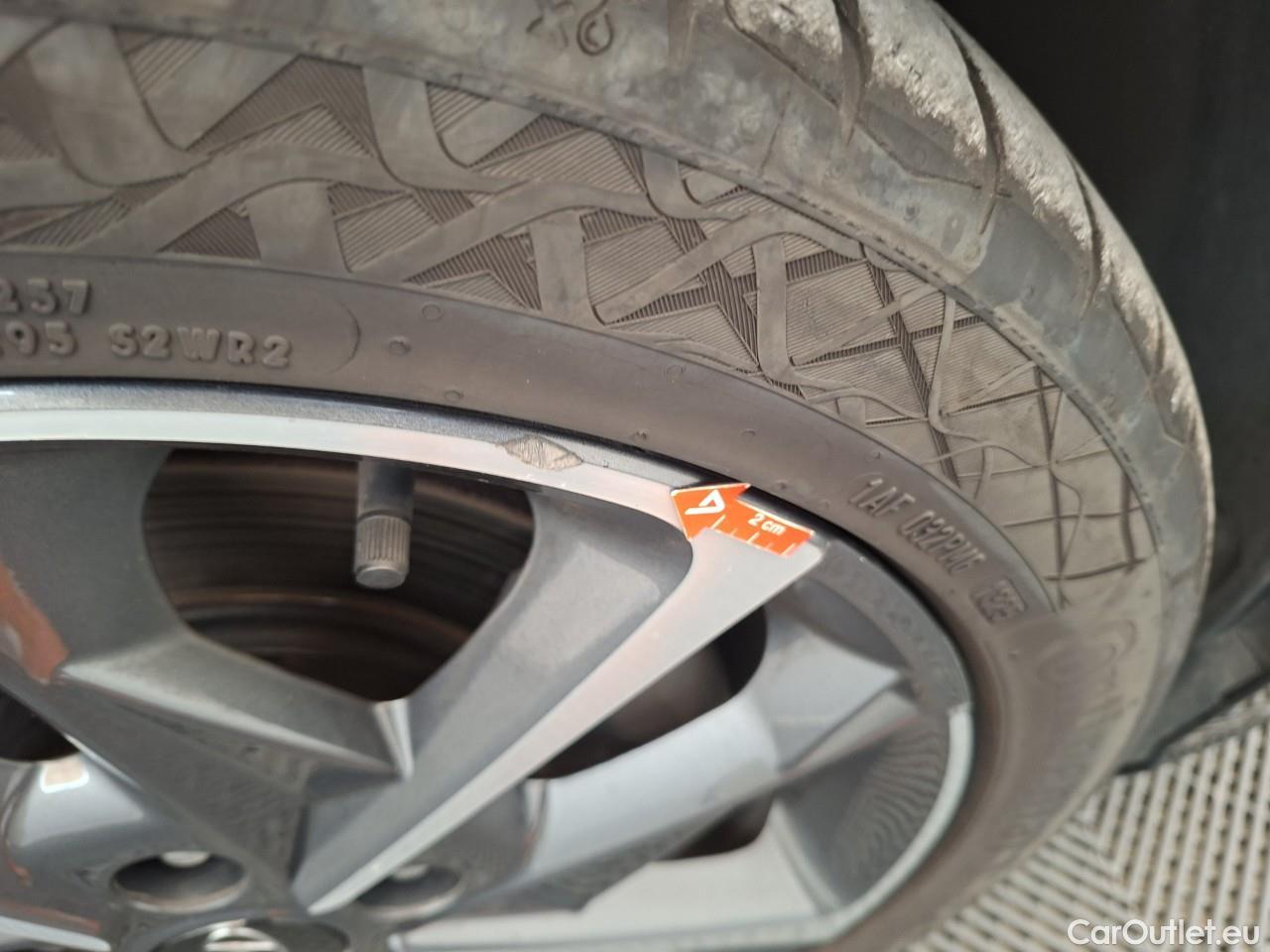  Hyundai  i30 1.5 160CP Exclusive 7DCT #24