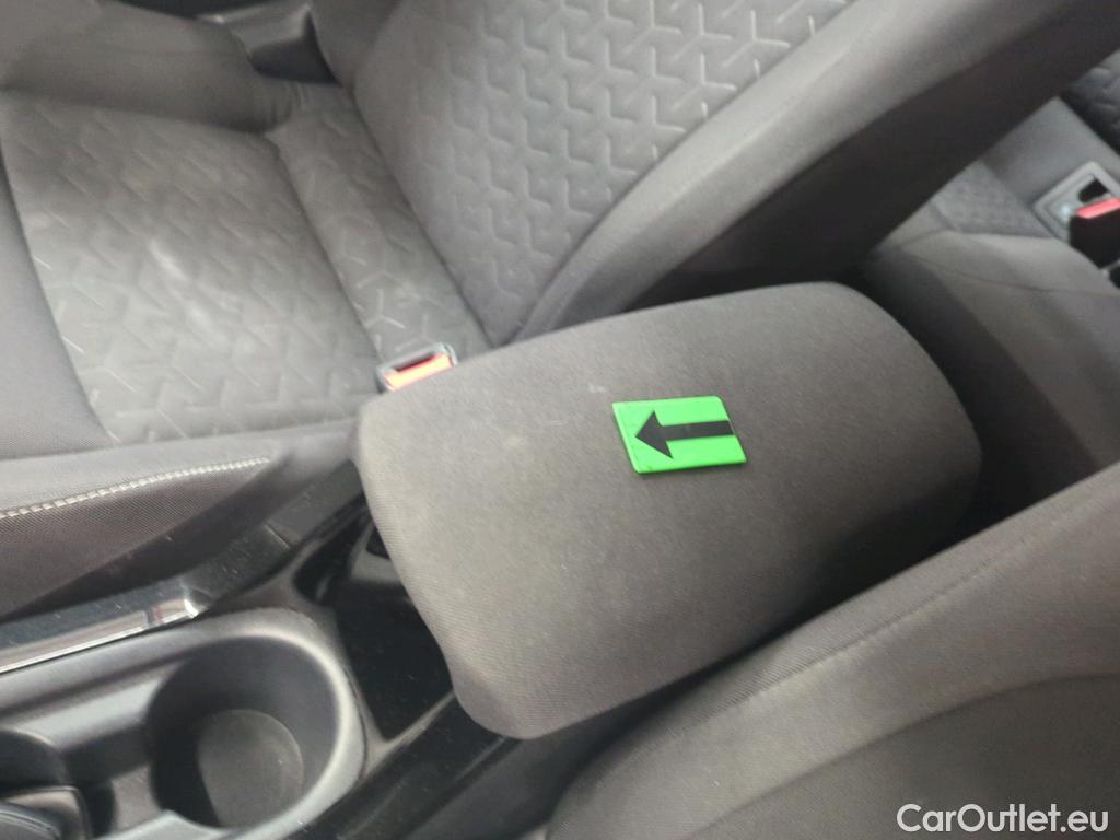  Toyota  Corolla 1.8 Hybrid Dynamic HSD E-CVT #27
