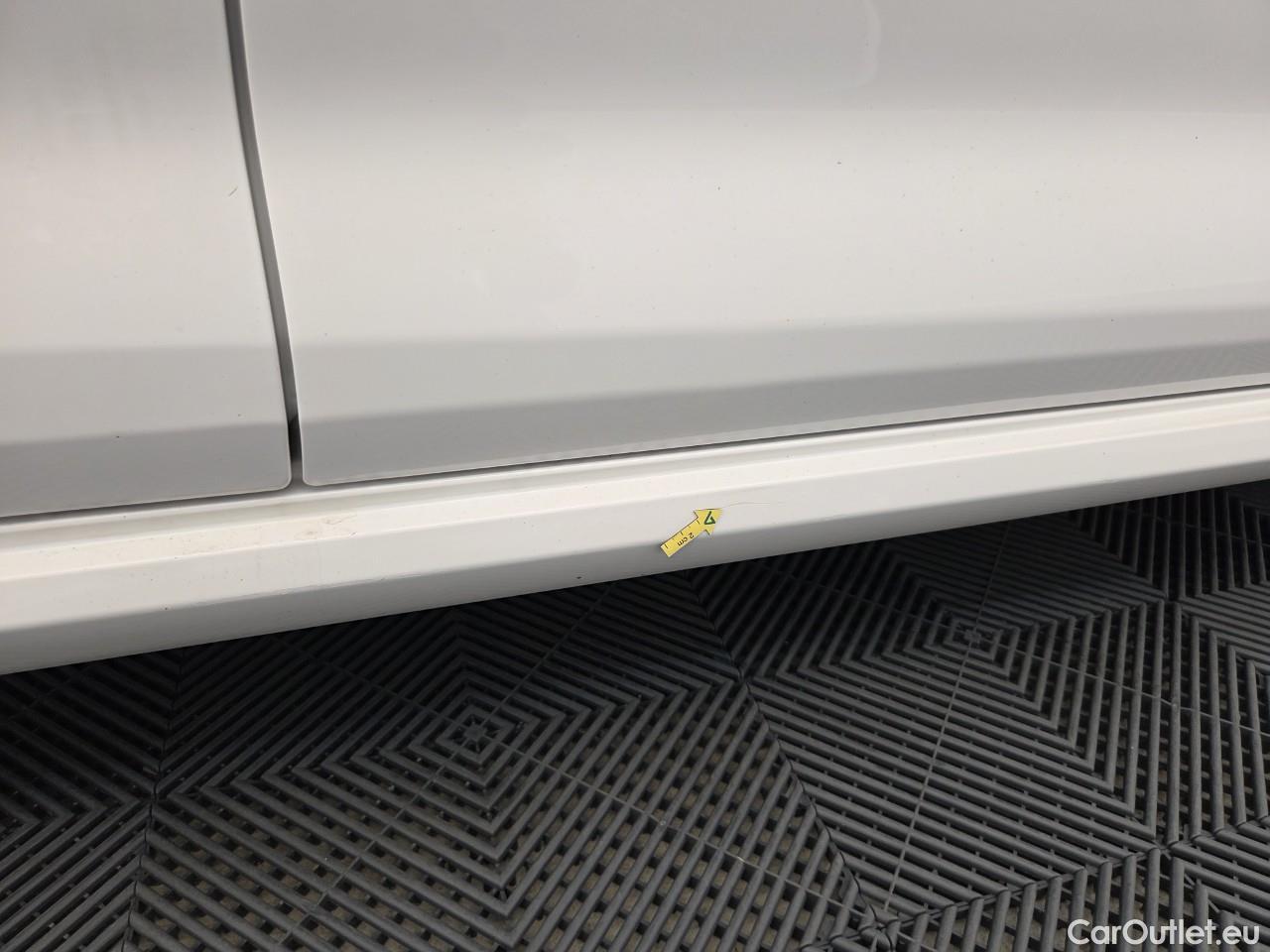  Toyota  Corolla 1.8 Hybrid Business HSD E-CVT #12