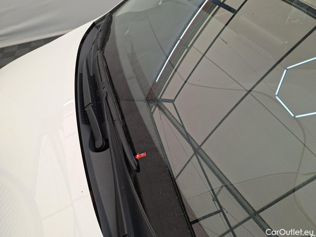  Toyota  Corolla 1.8 Hybrid Business HSD E-CVT #12