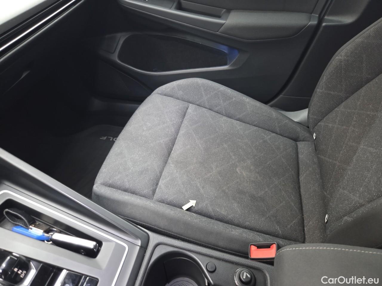  Volkswagen  Golf  Life 2.0 TDI DSG #25