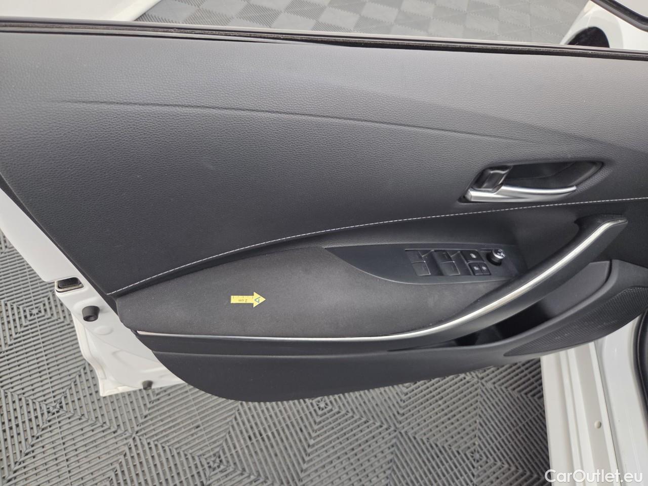  Toyota  Corolla 1.8 Hybrid Dynamic HSD TS E-CVT #20