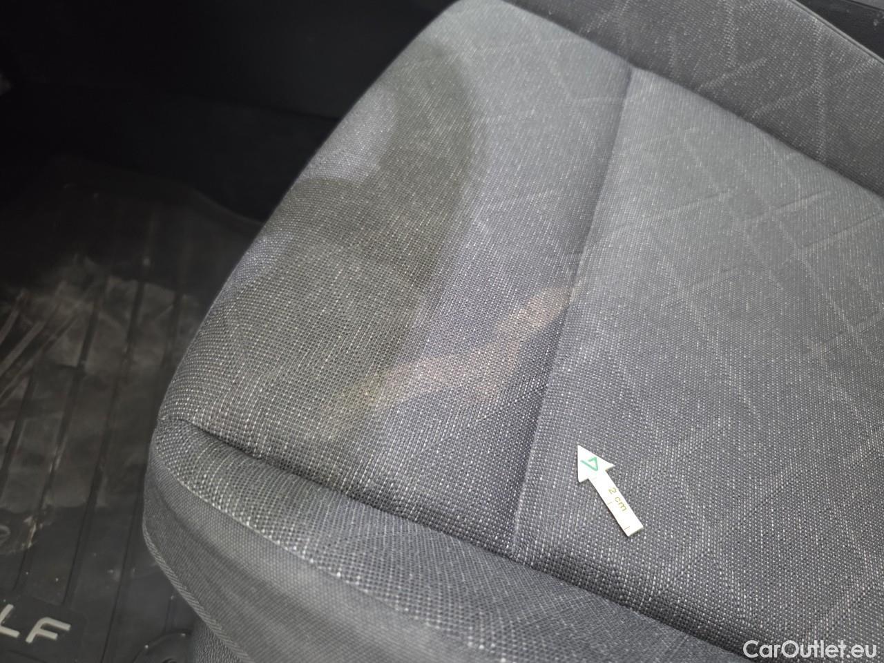  Volkswagen  Golf  Life 2.0 TDI DSG #21