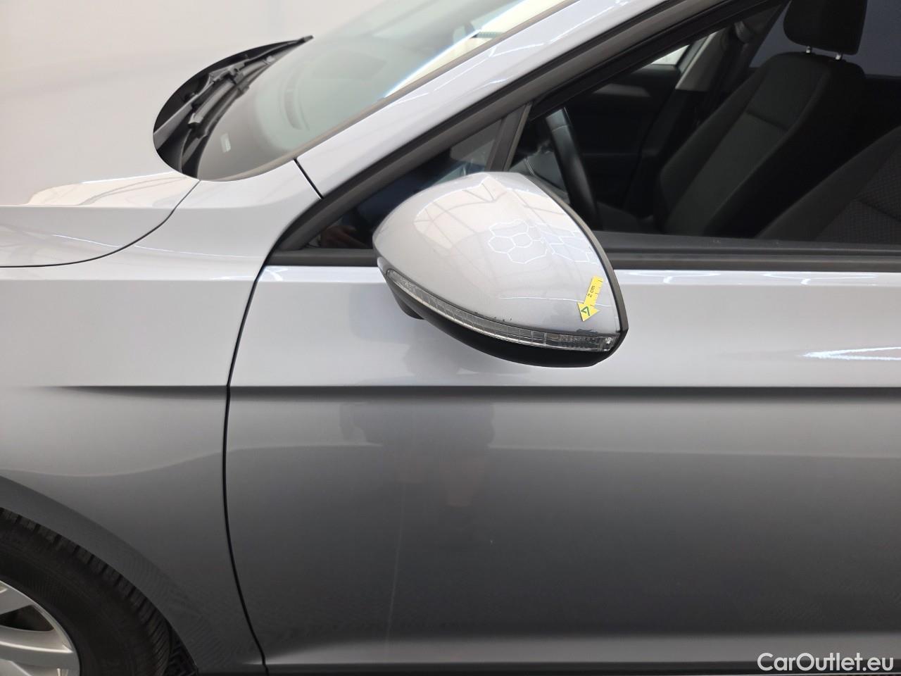  Volkswagen  Passat Trendline 1.5 TSI ACT 150 CP #6