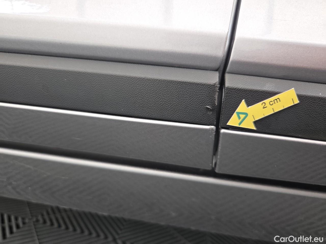  Volkswagen  Passat Trendline 1.5 TSI ACT 150 CP #3