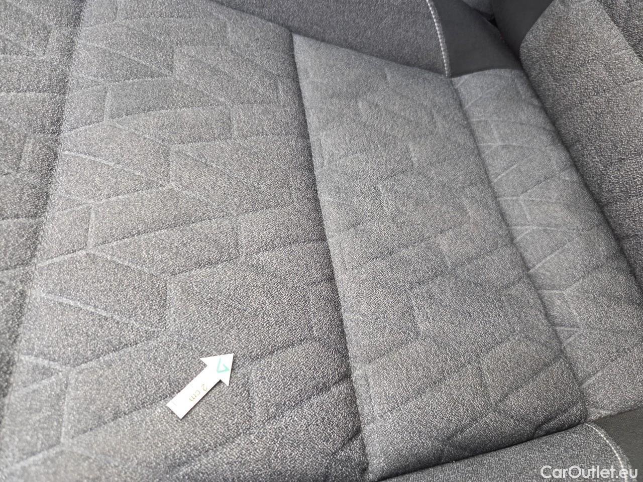  Volkswagen  Passat Var.Comfortline 2.0 TDI DSG 150 CP #40