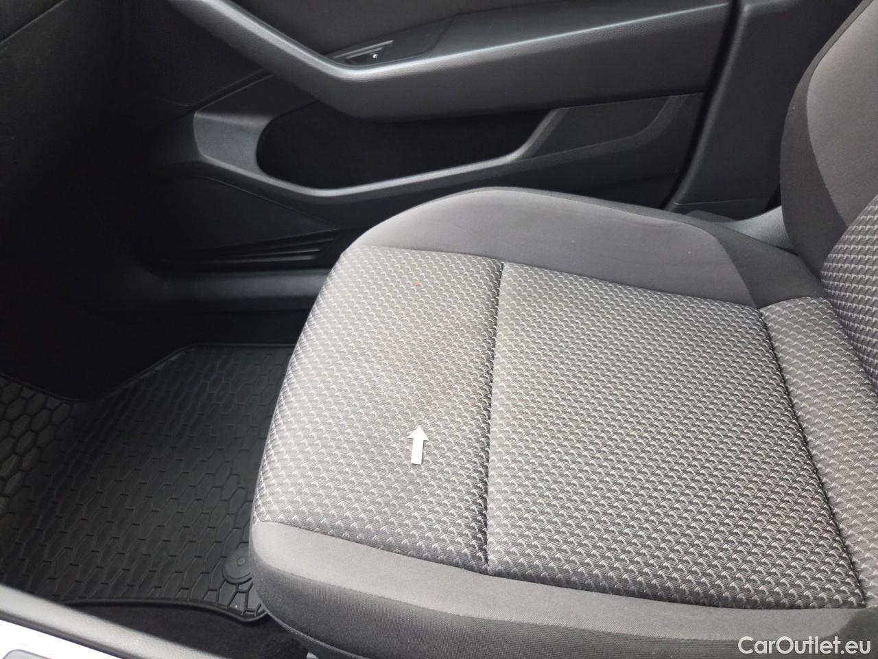  Volkswagen  Passat Trendline 1.5 TSI ACT 150 CP #36