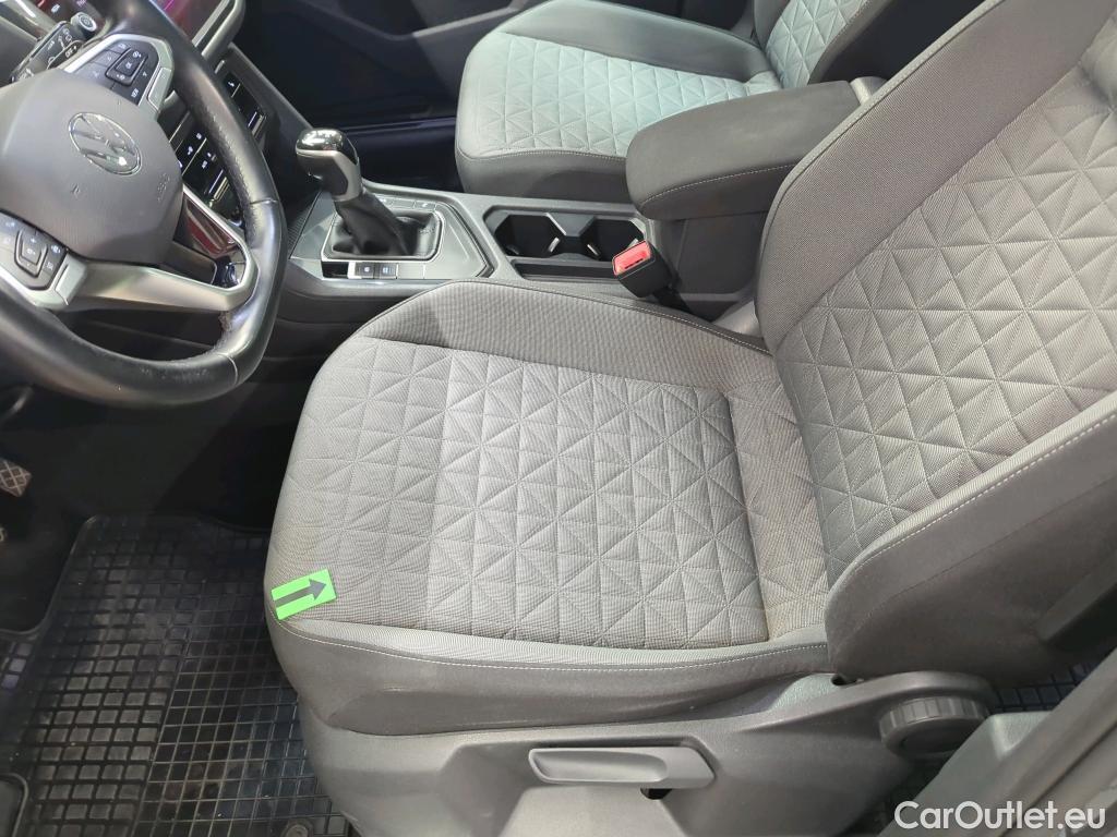  Volkswagen  Tiguan Life1.5 TSI 150CP DSG #22