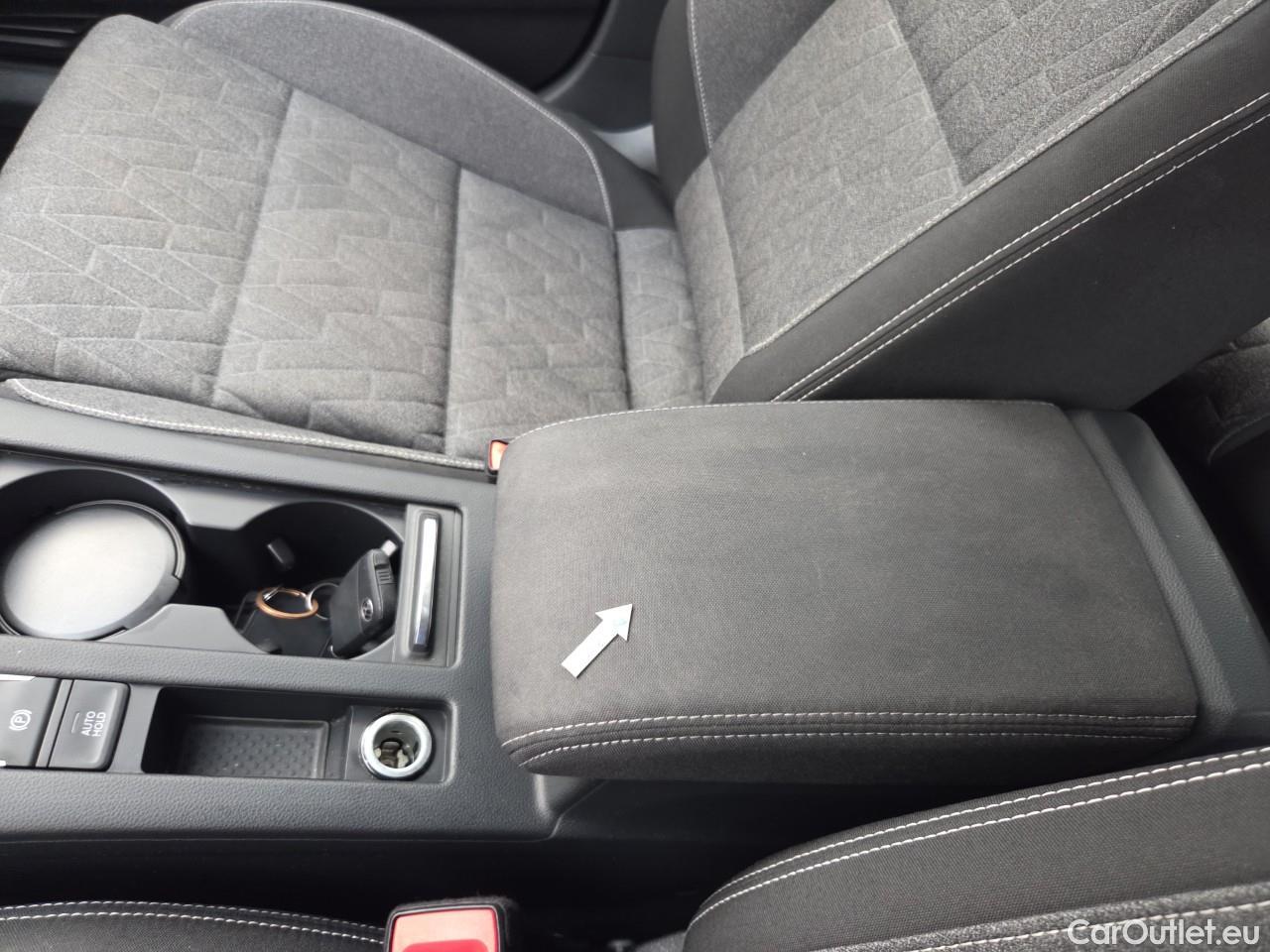  Volkswagen  Passat Var.Comfortline 2.0 TDI DSG 150 CP #37