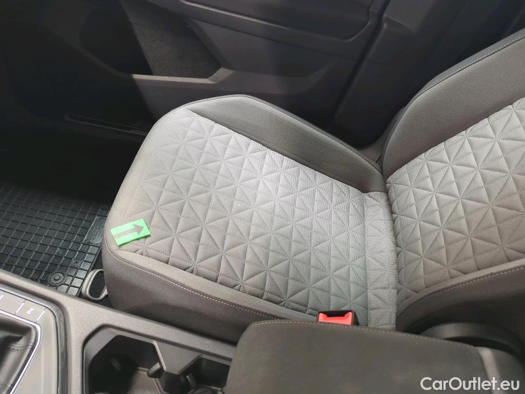  Volkswagen  Tiguan Life1.5 TSI 150CP DSG #20