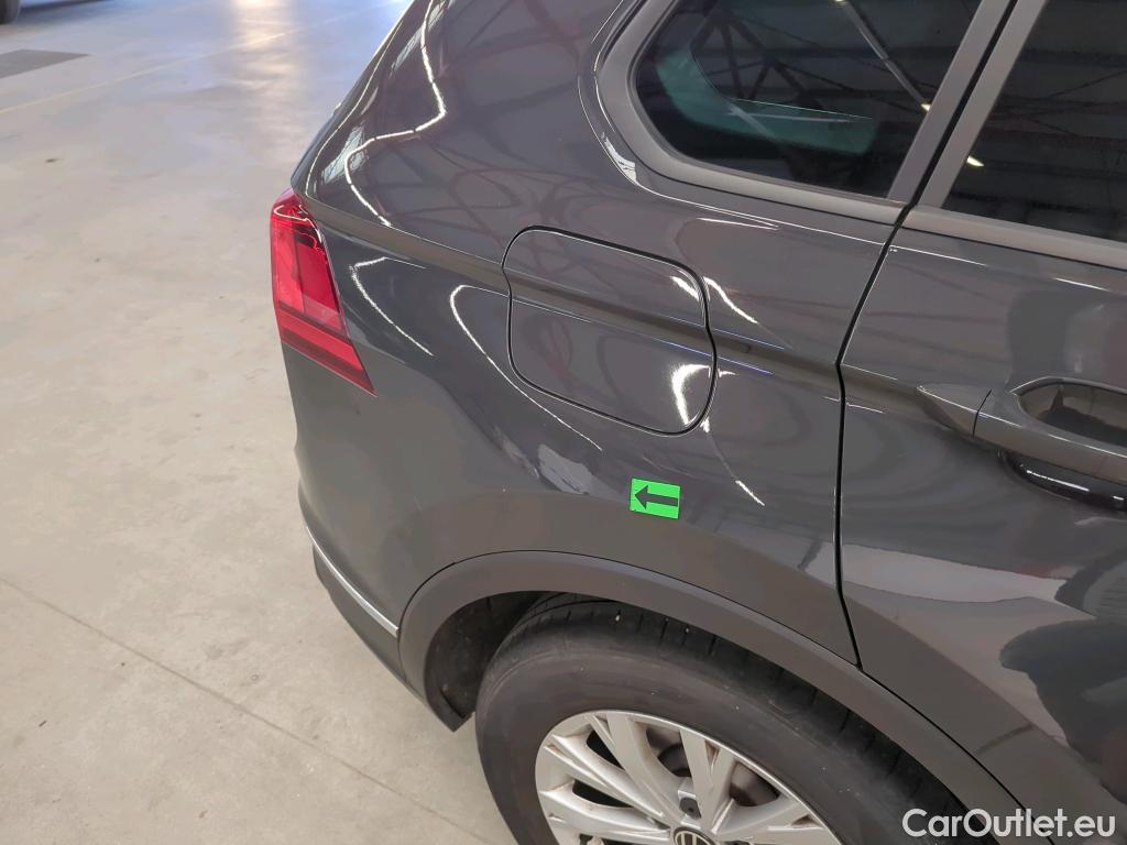  Volkswagen  Tiguan Life1.5 TSI 150CP DSG #8
