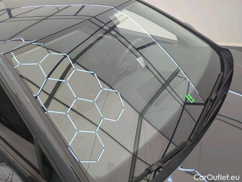  Volkswagen  Golf  Life 1.5 eTSI ACT DSG mild-Hybrid #9