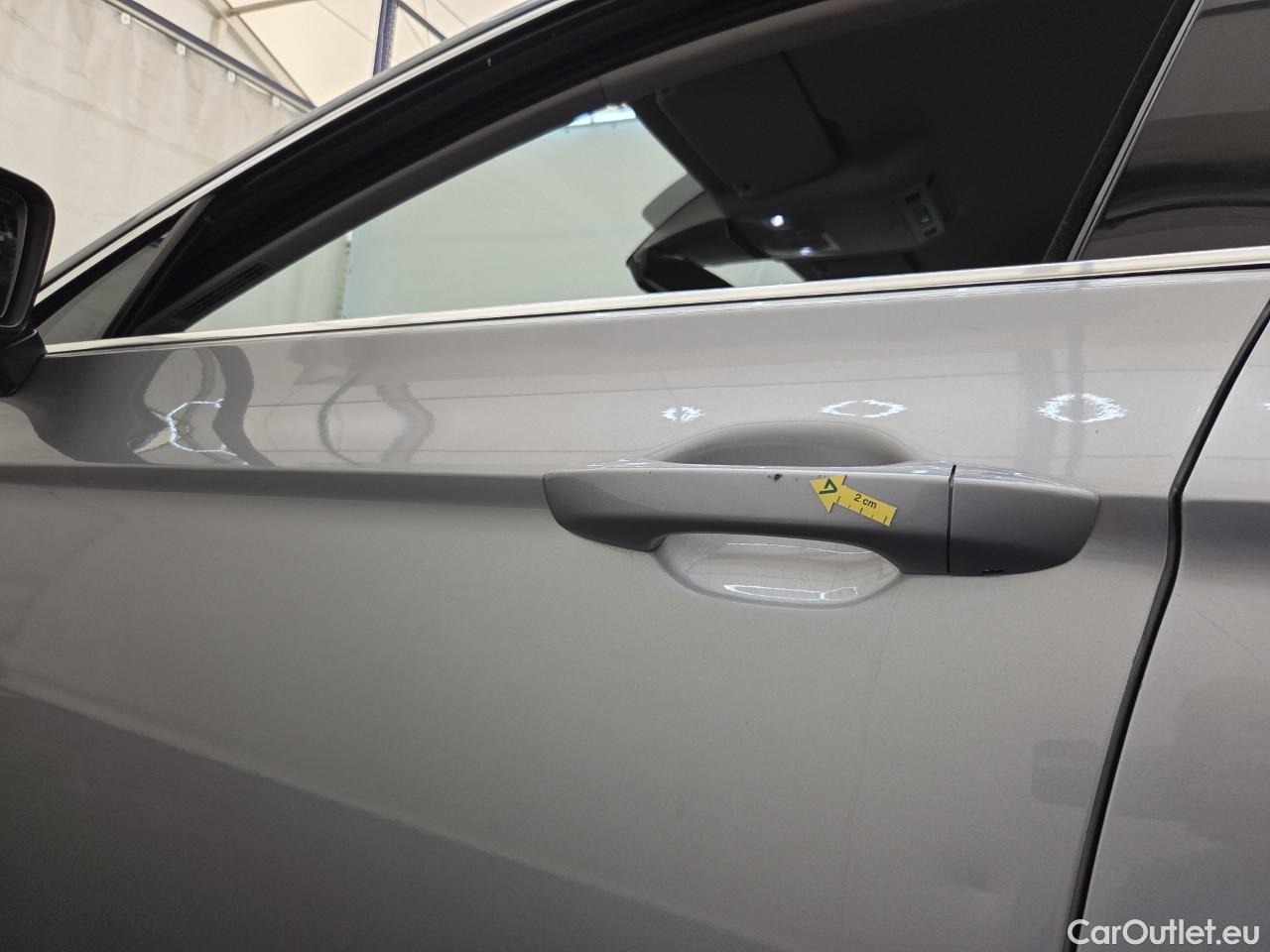  Volkswagen  Passat Var.Comfortline 2.0 TDI DSG 150 CP #3
