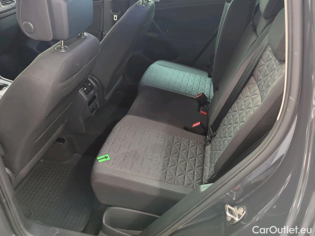  Volkswagen  Tiguan Life1.5 TSI 150CP DSG #18