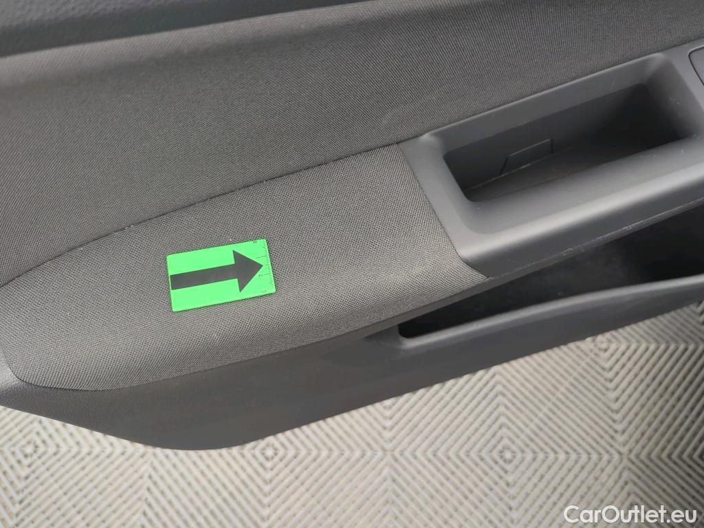  Volkswagen  Golf  Life 1.5 eTSI ACT DSG mild-Hybrid #4