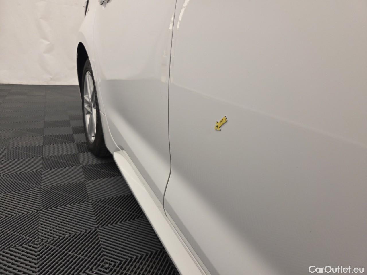 Toyota  Corolla 1.8 Hybrid Dynamic HSD TS E-CVT #13