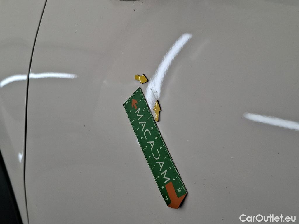  Citroen  C3  Feel 1.2 PureTech 80CV BVM5 E6 #4