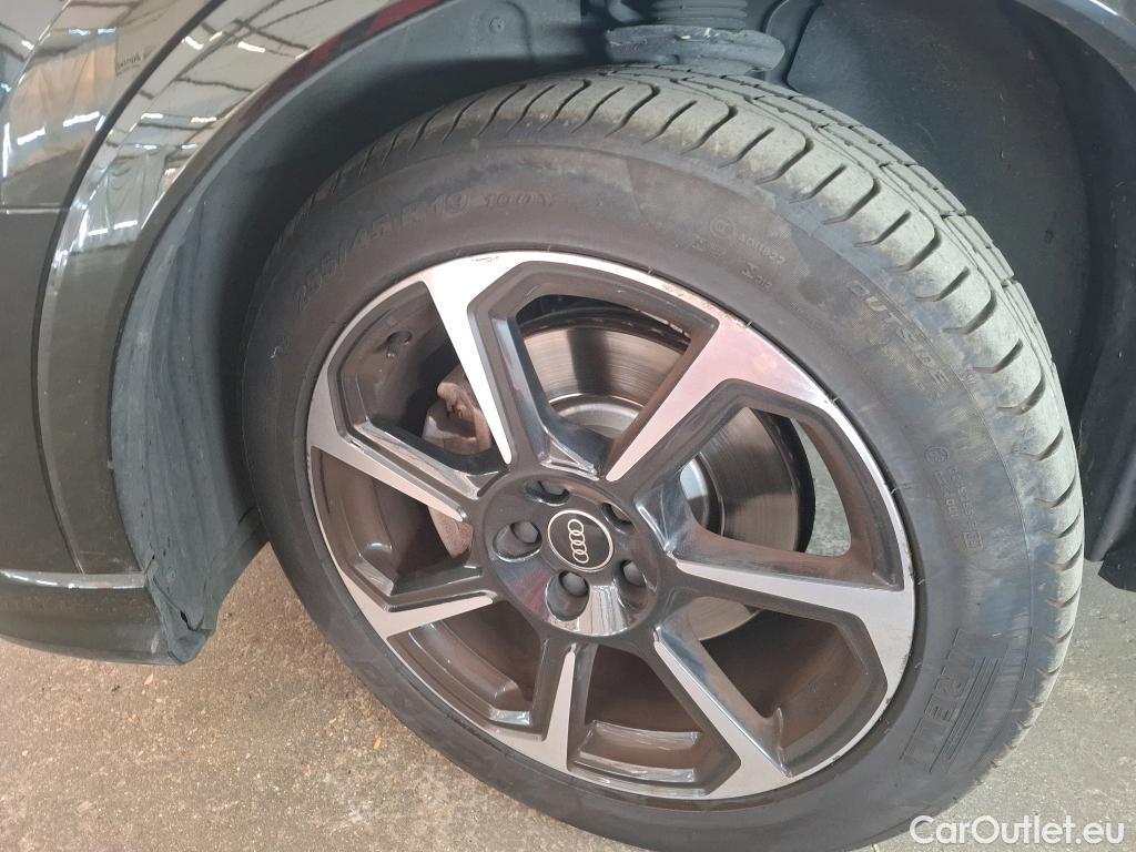  Audi  Q3 AUDI  Sportback / 2019 / 5P / SUV 45 TFSI E 245 S TRONIC S LINE #15
