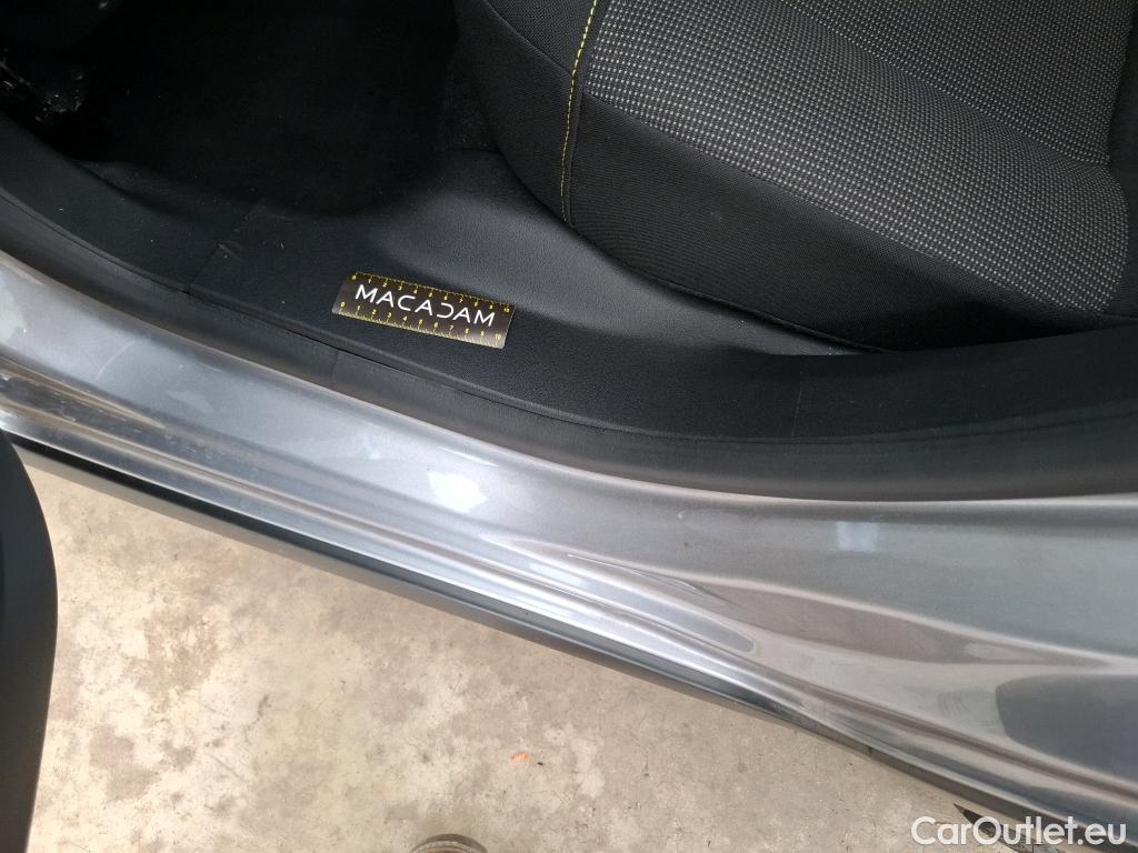  Citroen  C3  Plus 1.2 PureTech 80CV BVM5 6E #5
