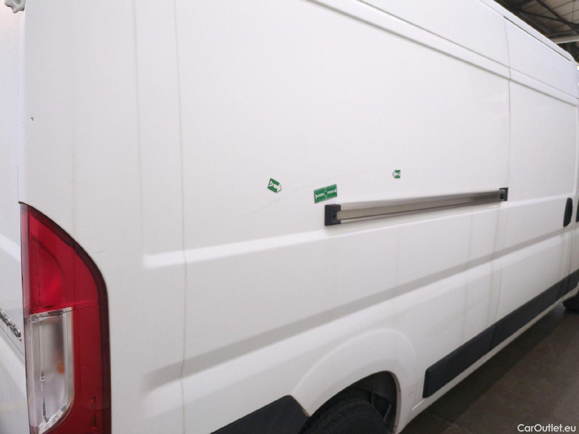  Citroen  Jumper CITROEN  / 2014 / 4P / Fourgon tôlé 33 L3H2 BlueHDi 120 S&S BVM6 Club #17