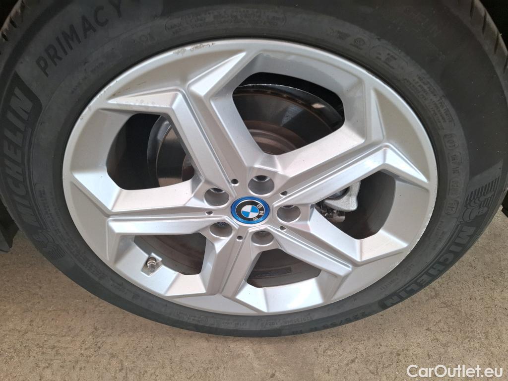  Bmw  iX 1 BMW iX1 2022 5P SUV xDrive30 Business Design #10