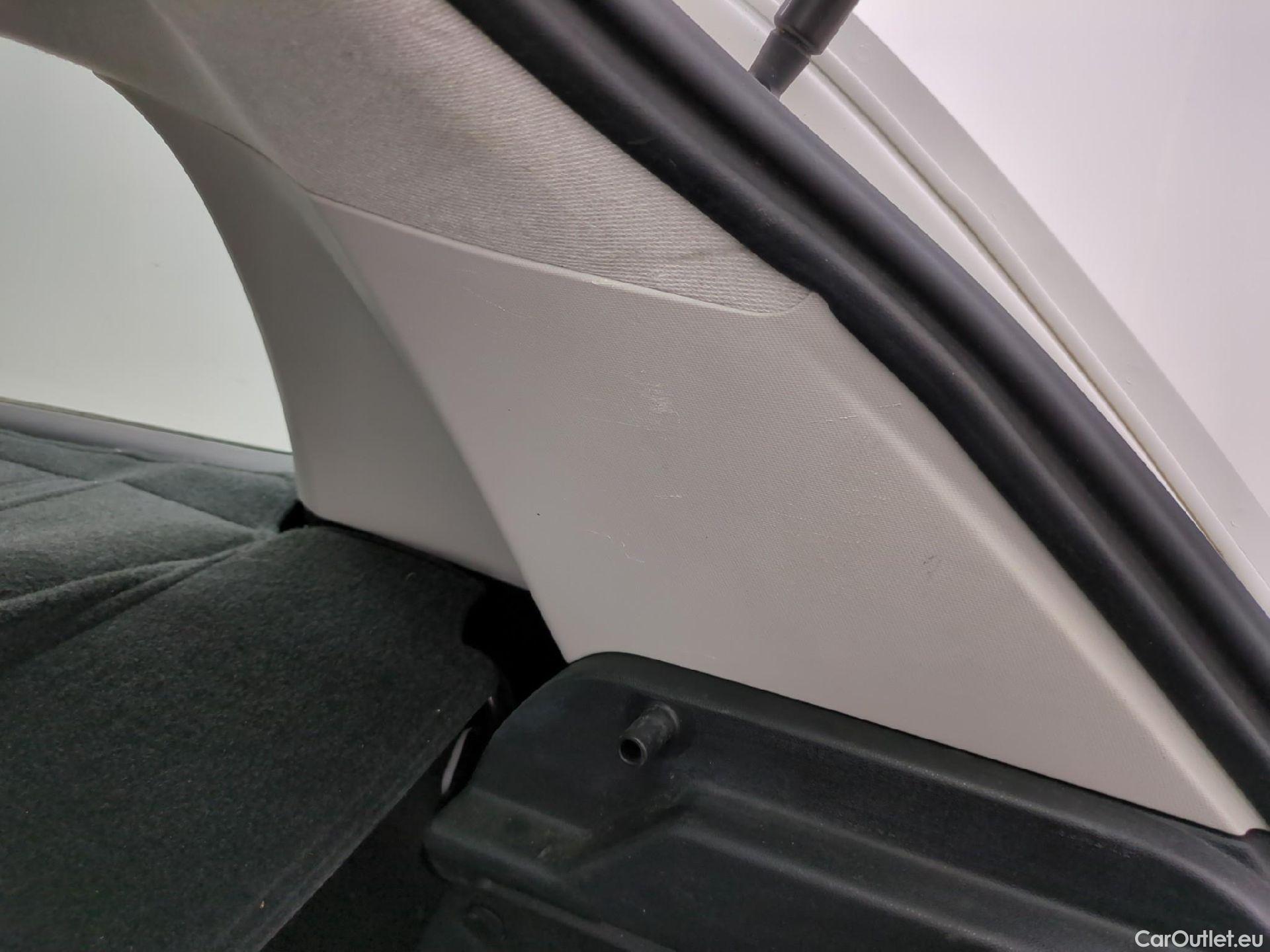  Citroen  C3  Société Feel 1.5 BlueHDI 100CV BVM5 E6dT #6