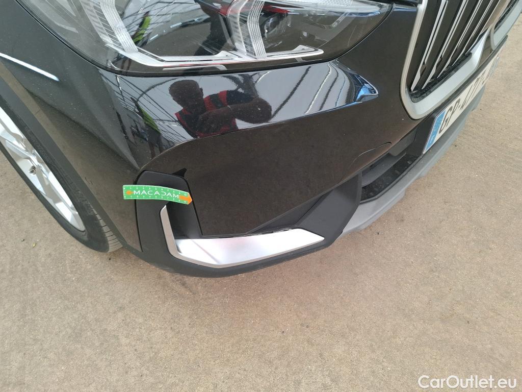  Bmw  iX 1 BMW iX1 2022 5P SUV xDrive30 Business Design #34