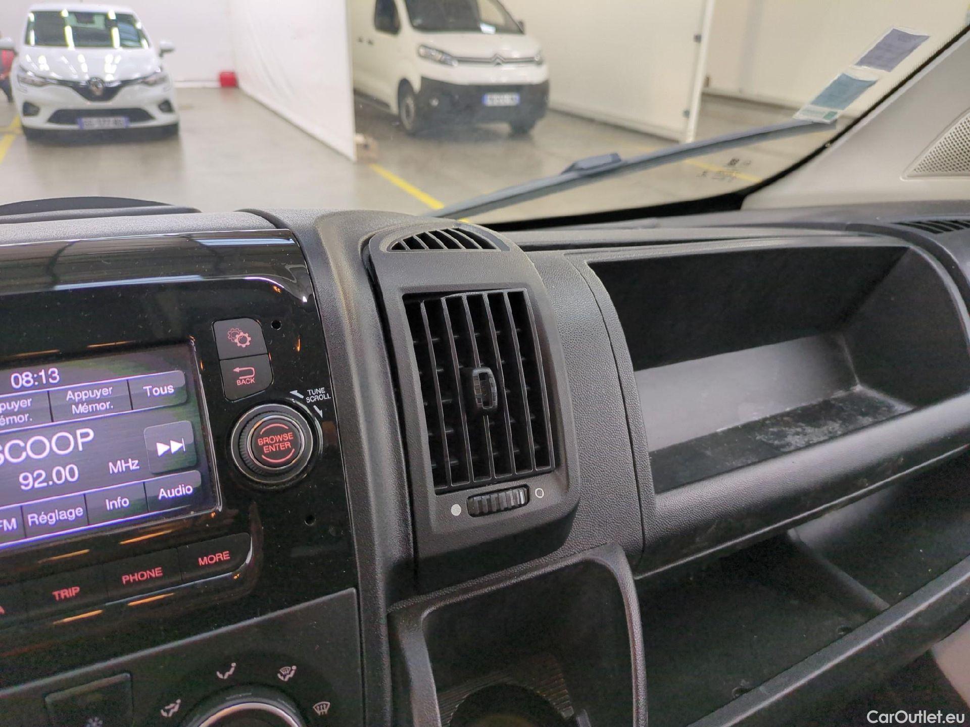  Citroen  Jumper CITROEN  / 2014 / 4P / Fourgon tôlé 33 L3H2 BlueHDi 120 S&S BVM6 Club #1
