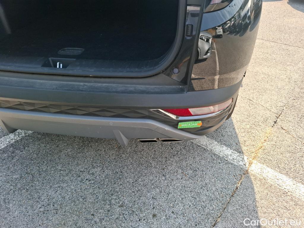  Hyundai  Tucson HYUNDAI  / 2020 / 5P / SUV 1.6 HYBRID 230 EXECUTIVE #18