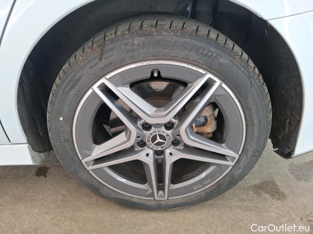  Mercedes  A-Klasse MERCEDES-BENZ Classe A Berline / 2018 / 4P / Berline A 250 e AMG Line 8G-DCT #12