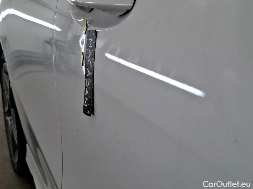  Mercedes  A-Klasse MERCEDES-BENZ Classe A Berline / 2018 / 4P / Berline A 250 e AMG Line 8G-DCT #49