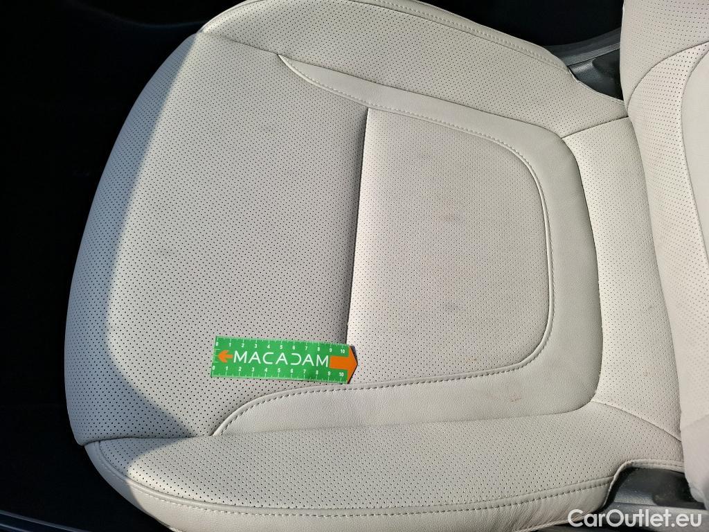  Hyundai  Tucson HYUNDAI  / 2020 / 5P / SUV 1.6 HYBRID 230 EXECUTIVE #3