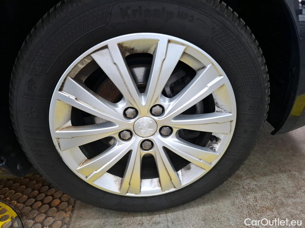  Peugeot  308  SW Style 1.5 HDi 130CV BVA8 E6dT #42