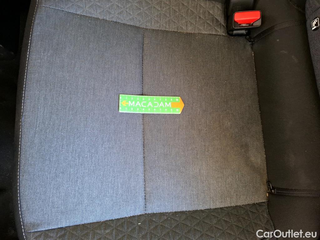  Renault  Captur  II Evolution 1.6 E-TECH Hybrid 145CV BVA6 E6d #37