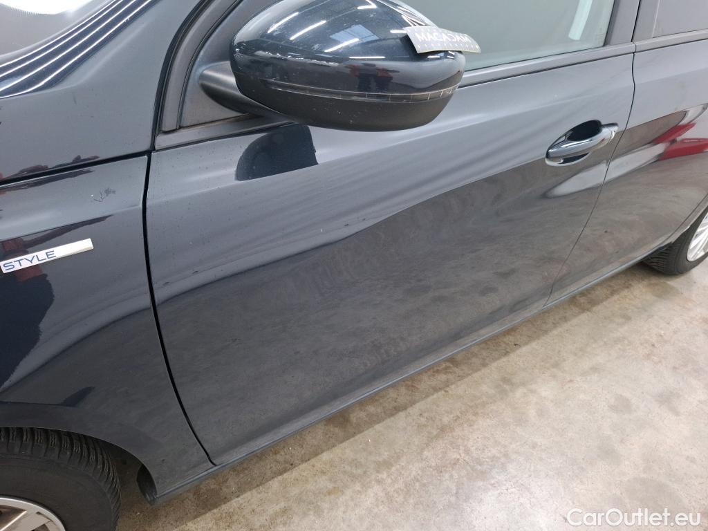  Peugeot  308  SW Style 1.5 HDi 130CV BVA8 E6dT #46