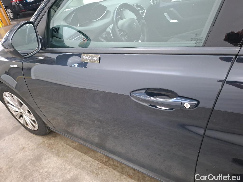  Peugeot  308  Style 1.5 HDi 130CV BVA8 E6dT #31