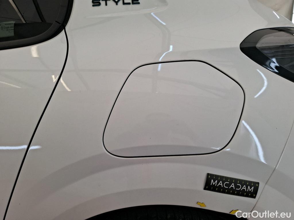  Peugeot  208  Style 1.2 PureTech 75CV BVM5 E6d #1