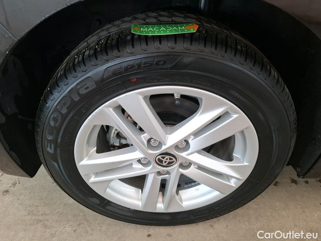  Toyota  Corolla TOYOTA  / 2018 / 5P / Berline Hybride 122h Dynamic #11