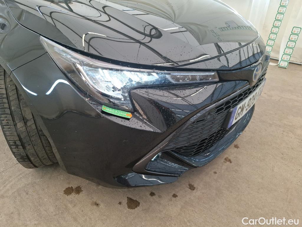  Toyota  Corolla TOYOTA  / 2018 / 5P / Berline Hybride 122h Dynamic #1