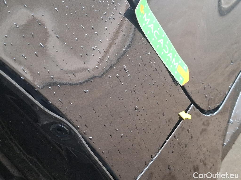  Toyota  Corolla TOYOTA  / 2018 / 5P / Berline Hybride 122h Dynamic #7