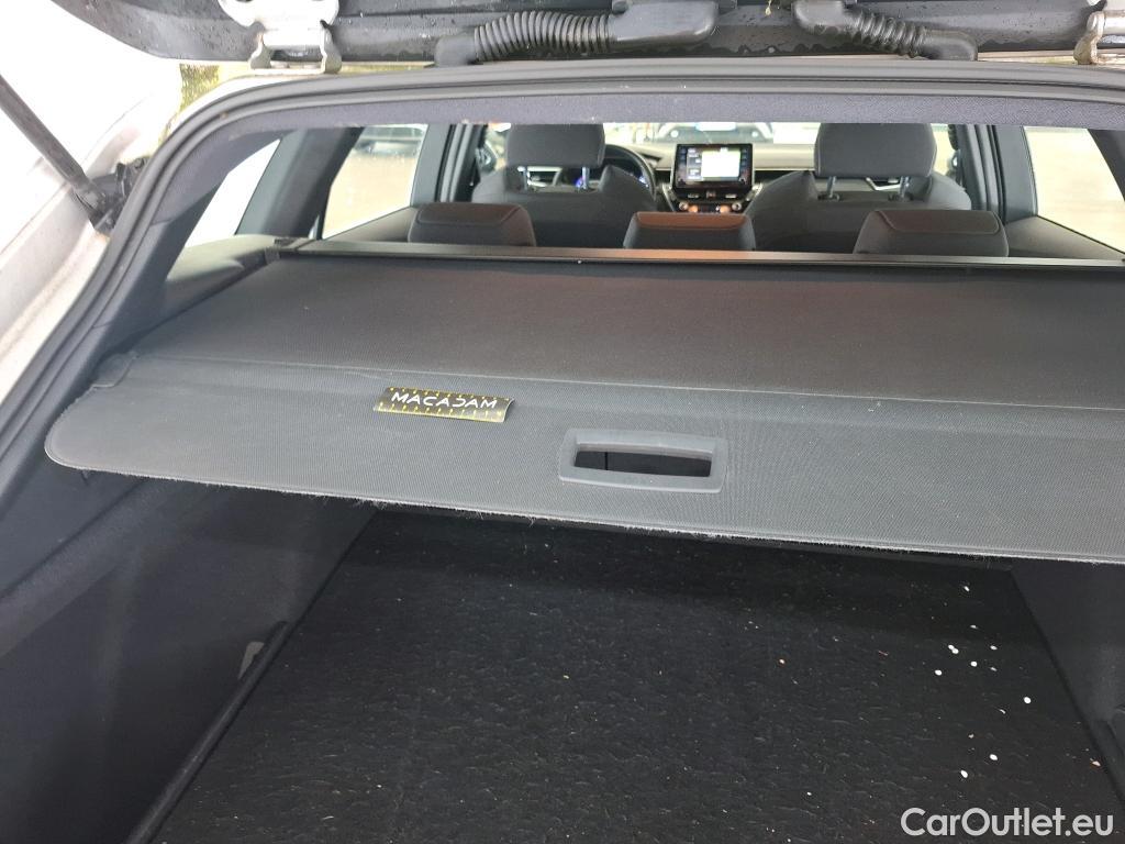  Toyota  Corolla TOYOTA  Touring Sports / 2018 / 5P / Break Hybride 122h Dynamic Business Stage Acad #19