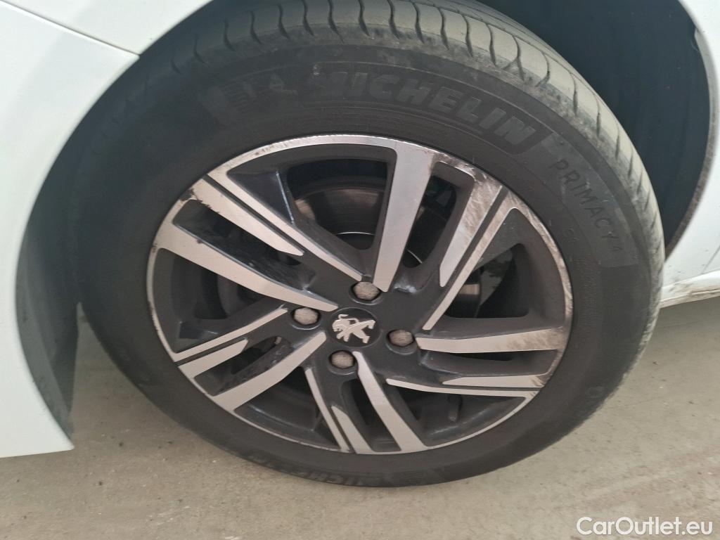  Peugeot  208  Allure Business 1.2 PureTech 100CV BVM6 E6d #17