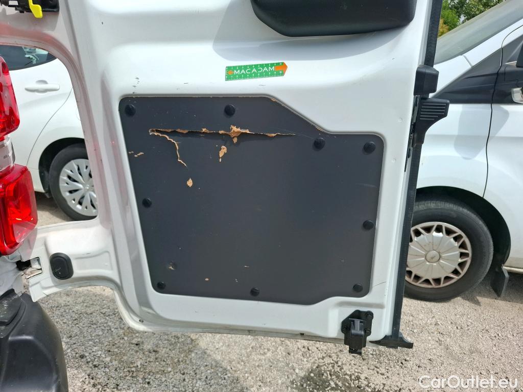  Peugeot  Expert  Kombi L2 1.5 HDi 120CV BVM6 E6d #17